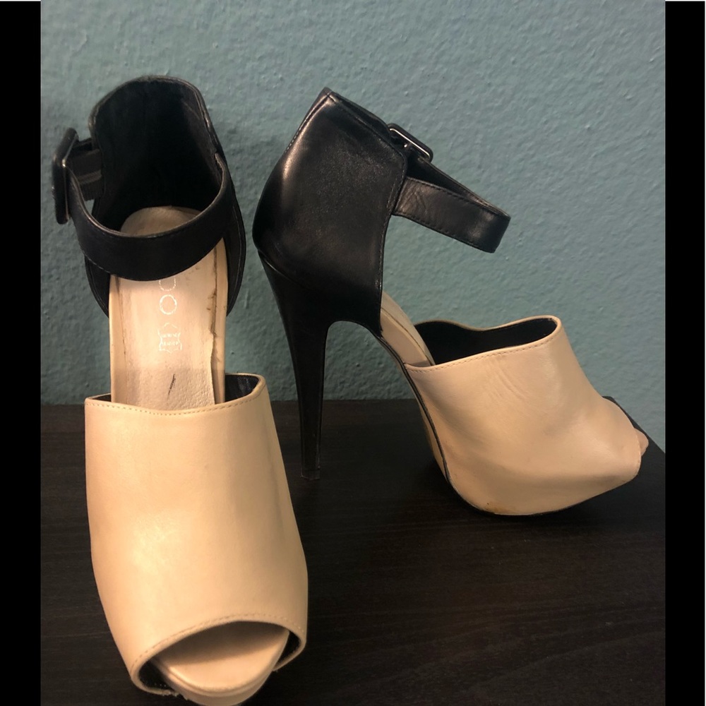 Black and Tan Open Toe Aldo Heels